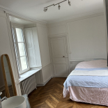 APPARTEMENT A deux pas du Château, maison/appartement triplex. Beaucoup de charme ! APPARTEMENT A deux pas du Château, maison/appartement triplex. Beaucoup de charme !