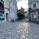 APPARTEMENT A deux pas du Château, maison/appartement triplex. Beaucoup de charme ! APPARTEMENT A deux pas du Château, maison/appartement triplex. Beaucoup de charme !