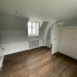 APPARTEMENT A deux pas du Château, maison/appartement triplex. Beaucoup de charme ! APPARTEMENT A deux pas du Château, maison/appartement triplex. Beaucoup de charme !